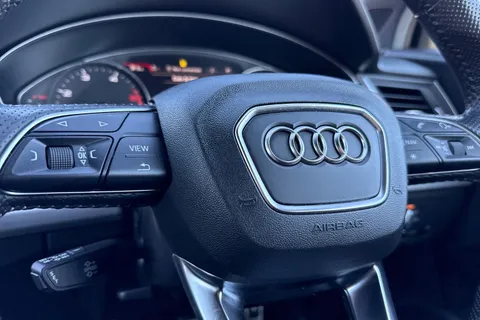 ND18UKJ Audi Q5 2.0 TDI 40 S line S Tronic quattro Euro 6 (s/s) 5dr Thumbnail #49