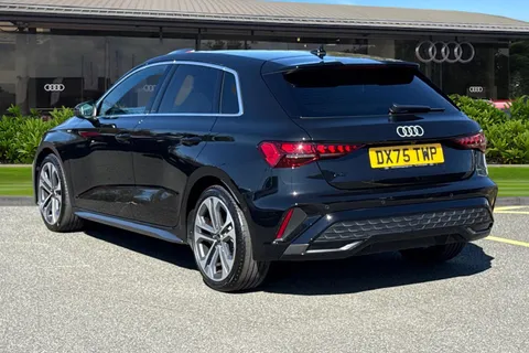 DX75TWP Audi A3 S line TFSI 150 PS S tronic Thumbnail #3