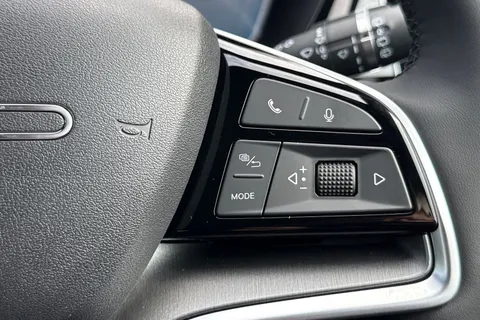  BYD Seal U 1.5 DM-i 26.6kWh Comfort CVT Auto Euro 6 (s/s) 5dr Thumbnail #33