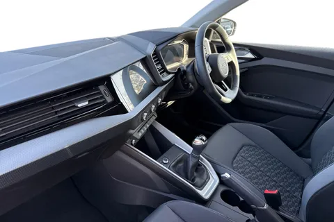 DA24FJU Audi A1 Sport 30 TFSI  110 PS 6-speed Thumbnail #16