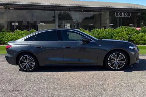  Audi A5 2.0 TDI S line Saloon S Tronic quattro Euro 6 (s/s) 5dr Thumbnail #4