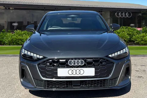  Audi A5 2.0 TDI S line Saloon S Tronic quattro Euro 6 (s/s) 5dr Thumbnail #6