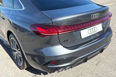  Audi A5 2.0 TDI S line Saloon S Tronic quattro Euro 6 (s/s) 5dr Thumbnail #8