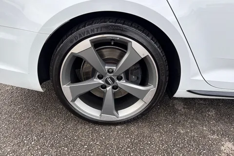 FB19OLU Audi A4 Black Edition 45 TFSI quattro 245 PS S tronic Thumbnail #12