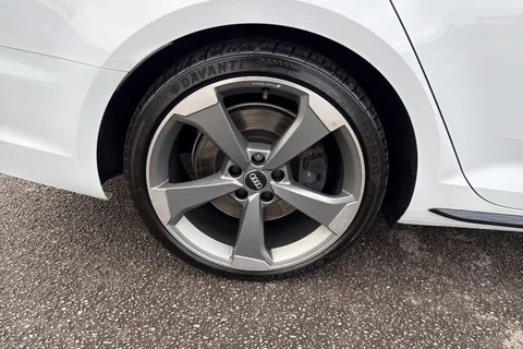 FB19OLU Audi A4 Black Edition 45 TFSI quattro 245 PS S tronic Thumbnail #14