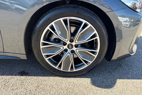  Audi A5 2.0 TDI S line Saloon S Tronic quattro Euro 6 (s/s) 5dr Thumbnail #12