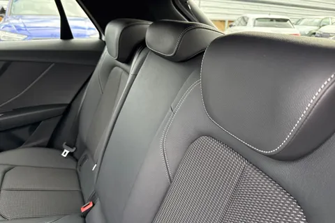 DG75XEV Audi Q2 Black Edition 30 TFSI  116 PS 6-speed Thumbnail #20