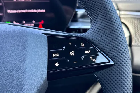  Audi A5 2.0 TDI S line Saloon S Tronic quattro Euro 6 (s/s) 5dr Thumbnail #25