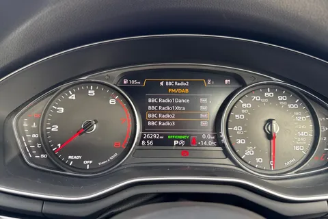 FB19OLU Audi A4 Black Edition 45 TFSI quattro 245 PS S tronic Thumbnail #30