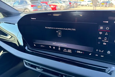  Audi A5 2.0 TDI S line Saloon S Tronic quattro Euro 6 (s/s) 5dr Thumbnail #36