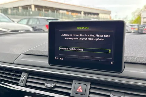 FB19OLU Audi A4 Black Edition 45 TFSI quattro 245 PS S tronic Thumbnail #41