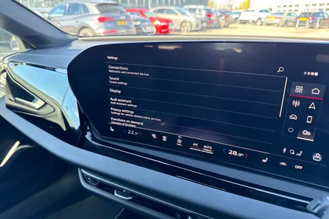  Audi A5 2.0 TDI S line Saloon S Tronic quattro Euro 6 (s/s) 5dr Thumbnail #39