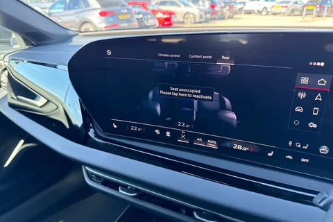  Audi A5 2.0 TDI S line Saloon S Tronic quattro Euro 6 (s/s) 5dr Thumbnail #48