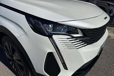 8 of 66 for PEUGEOT 3008 1.2 PureTech GT Premium EAT Euro 6 (s/s) 5dr