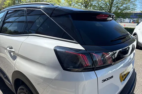 29 of 66 for PEUGEOT 3008 1.2 PureTech GT Premium EAT Euro 6 (s/s) 5dr