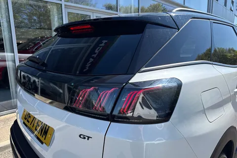 30 of 66 for PEUGEOT 3008 1.2 PureTech GT Premium EAT Euro 6 (s/s) 5dr