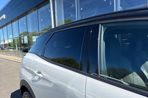 34 of 66 for PEUGEOT 3008 1.2 PureTech GT Premium EAT Euro 6 (s/s) 5dr