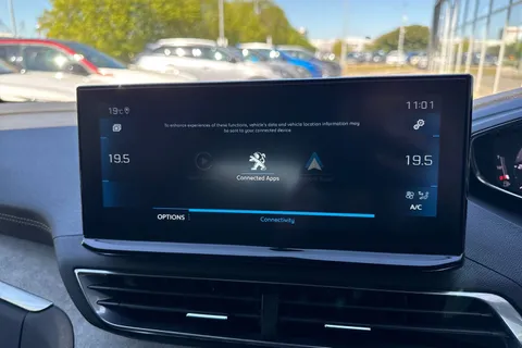 48 of 66 for PEUGEOT 3008 1.2 PureTech GT Premium EAT Euro 6 (s/s) 5dr