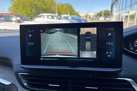 53 of 66 for PEUGEOT 3008 1.2 PureTech GT Premium EAT Euro 6 (s/s) 5dr