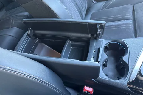 59 of 66 for PEUGEOT 3008 1.2 PureTech GT Premium EAT Euro 6 (s/s) 5dr