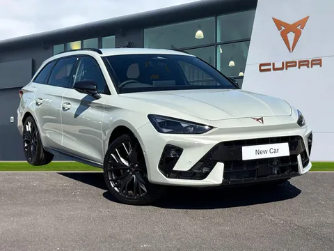  CUPRA Leon 1.5 eHybrid 25.8kWh Shadow Edition DSG Euro 6 (s/s) 5dr Thumbnail #2