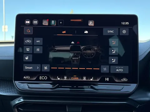  CUPRA Leon 1.5 eHybrid 25.8kWh Shadow Edition DSG Euro 6 (s/s) 5dr Thumbnail #19