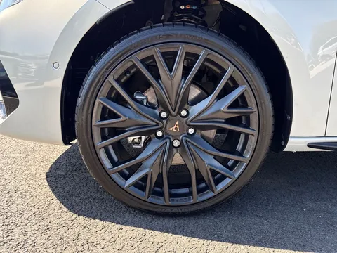  CUPRA Leon 1.5 eHybrid 25.8kWh Shadow Edition DSG Euro 6 (s/s) 5dr Thumbnail #23