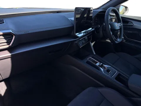  CUPRA Formentor 1.5 eHybrid 25.8kWh V2 DSG Euro 6 (s/s) 5dr Thumbnail #9