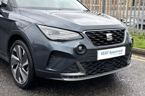 9 of 42 for SEAT Arona 1.0 TSI FR Sport Euro 6 (s/s) 5dr