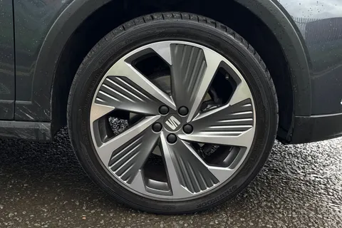 13 of 42 for SEAT Arona 1.0 TSI FR Sport Euro 6 (s/s) 5dr