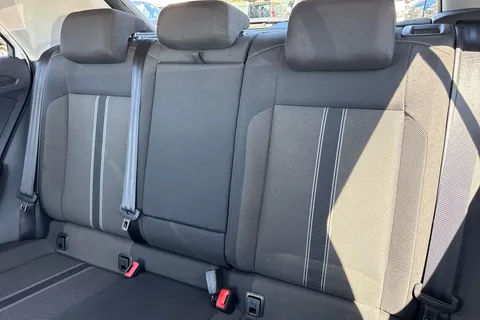 CY20EPK Volkswagen T-Roc 1.0 TSI Design 5dr ⭐Rear Camera, Park Assist⭐ Thumbnail #20