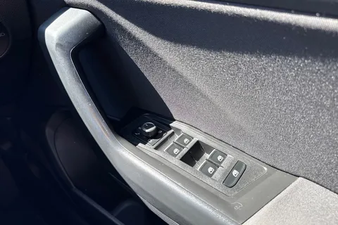 CY20EPK Volkswagen T-Roc 1.0 TSI Design 5dr ⭐Rear Camera, Park Assist⭐ Thumbnail #22