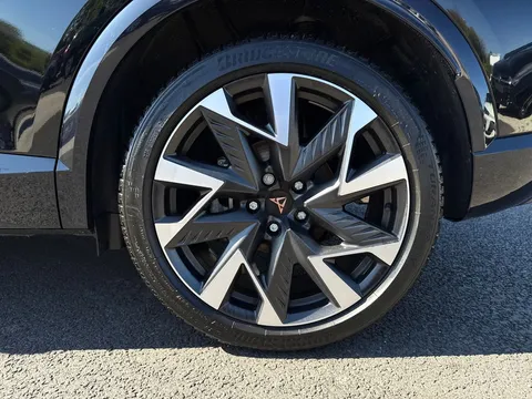  CUPRA Formentor 1.5 eHybrid 25.8kWh V2 DSG Euro 6 (s/s) 5dr Thumbnail #24