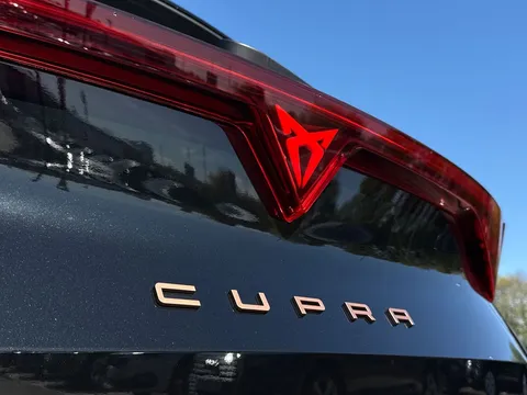  CUPRA Formentor 1.5 eHybrid 25.8kWh V2 DSG Euro 6 (s/s) 5dr Thumbnail #29