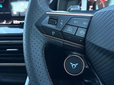  CUPRA Formentor 1.5 eHybrid 25.8kWh V2 DSG Euro 6 (s/s) 5dr Thumbnail #38