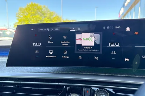 KP25NCO PEUGEOT 3008 1.2 GT e-DSC6 Euro 6 (s/s) 5dr Thumbnail #17