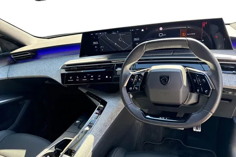 KP25NCO PEUGEOT 3008 1.2 GT e-DSC6 Euro 6 (s/s) 5dr Thumbnail #18