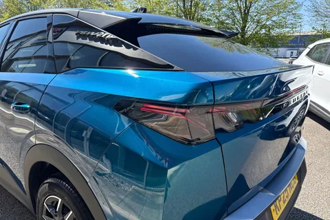 KP25NCO PEUGEOT 3008 1.2 GT e-DSC6 Euro 6 (s/s) 5dr Thumbnail #30