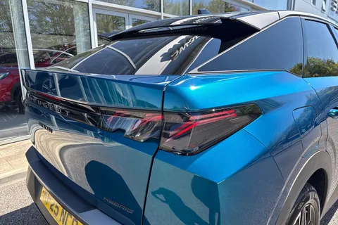 KP25NCO PEUGEOT 3008 1.2 GT e-DSC6 Euro 6 (s/s) 5dr Thumbnail #31