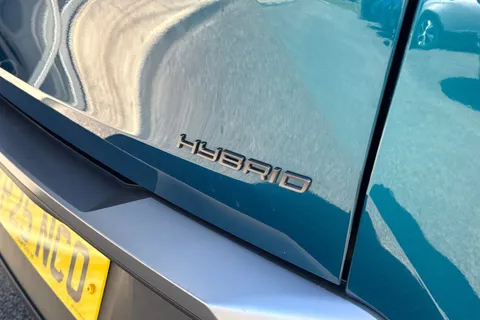 KP25NCO PEUGEOT 3008 1.2 GT e-DSC6 Euro 6 (s/s) 5dr Thumbnail #33