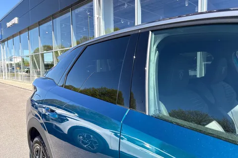 KP25NCO PEUGEOT 3008 1.2 GT e-DSC6 Euro 6 (s/s) 5dr Thumbnail #35