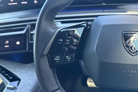 KP25NCO PEUGEOT 3008 1.2 GT e-DSC6 Euro 6 (s/s) 5dr Thumbnail #39