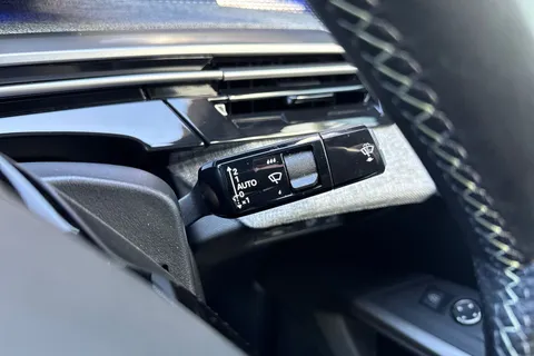 KP25NCO PEUGEOT 3008 1.2 GT e-DSC6 Euro 6 (s/s) 5dr Thumbnail #42