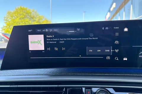 KP25NCO PEUGEOT 3008 1.2 GT e-DSC6 Euro 6 (s/s) 5dr Thumbnail #45