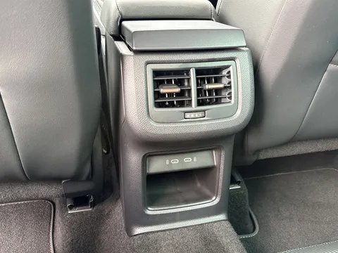 29 of 45 for CUPRA ATECA 1.5 EcoTSI V2 5dr DSG