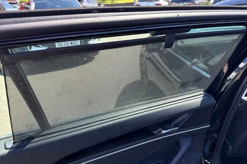 DF25NBL Volkswagen Passat 1.5 TSI eHybrid 204PS Life 5dr DSG ⭐18' 'York' Dark Graphite Alloys⭐ Thumbnail #41