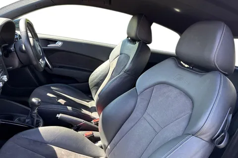 SW66LXJ Audi A1 1.4 TFSI CoD Black Edition Euro 6 (s/s) 3dr Thumbnail #17