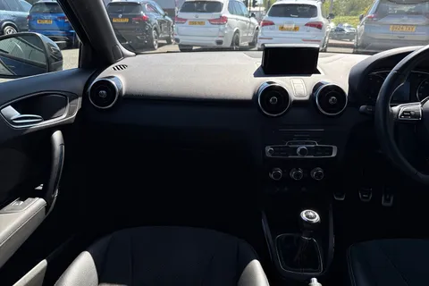 SW66LXJ Audi A1 1.4 TFSI CoD Black Edition Euro 6 (s/s) 3dr Thumbnail #21