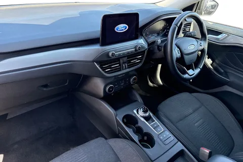 15 of 51 for Ford Focus 1.5 EcoBlue Active Auto Euro 6 (s/s) 5dr