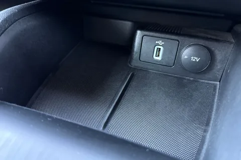 37 of 51 for Ford Focus 1.5 EcoBlue Active Auto Euro 6 (s/s) 5dr